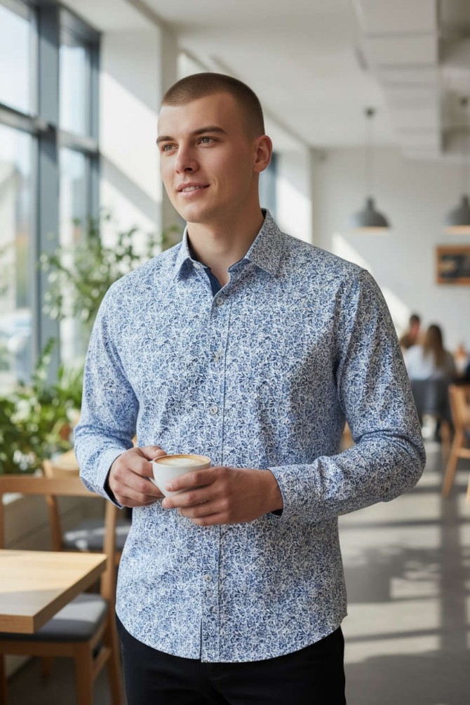 Chemise à motifs en coupe droite