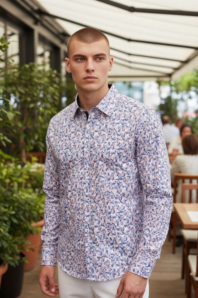 Chemise à motifs en coupe droite