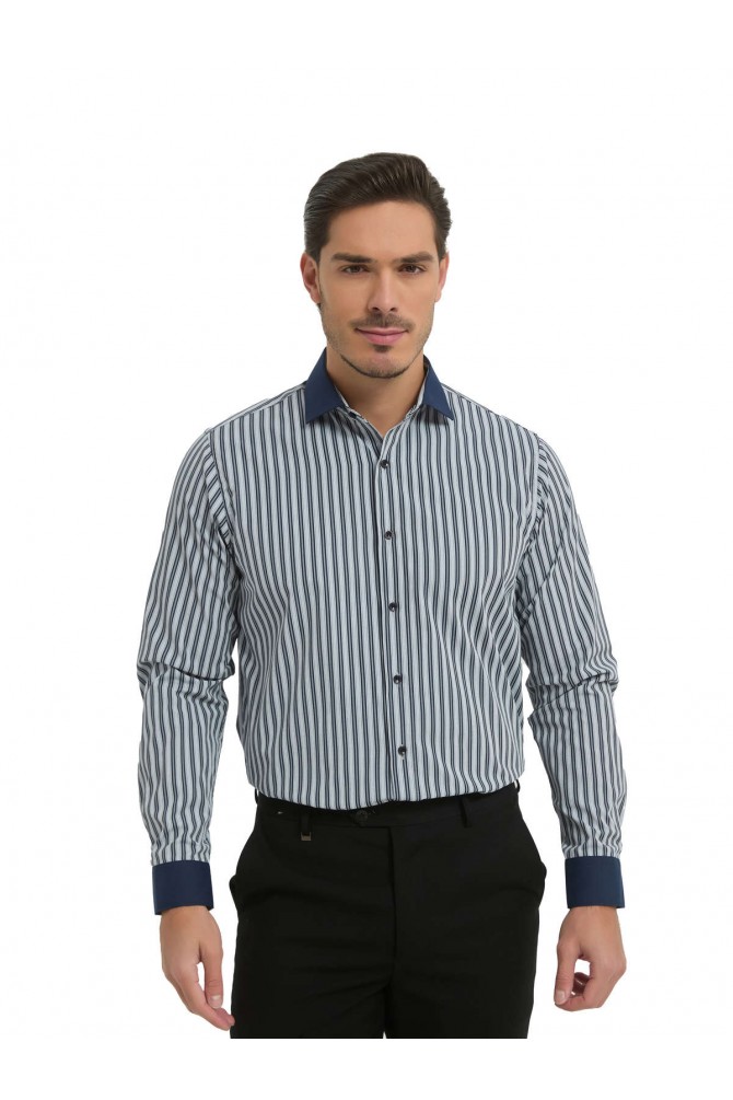 Chemise à rayures en coupe droite