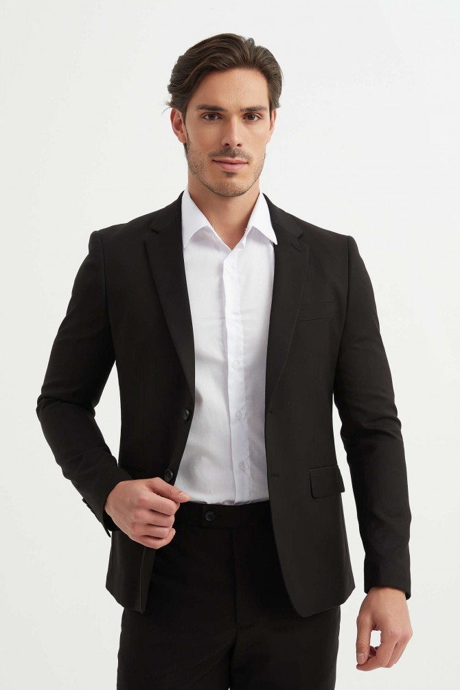 3 pieces suit in black