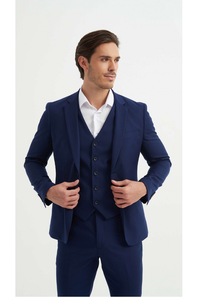 Costume 3 pièces en bleu