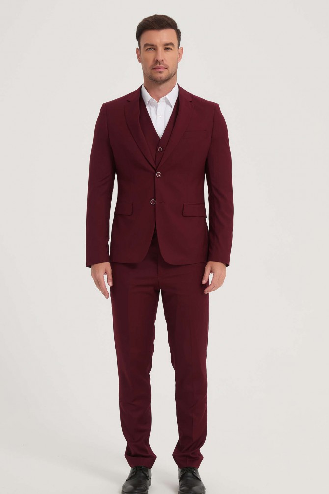 3 pieces suit in burgundy