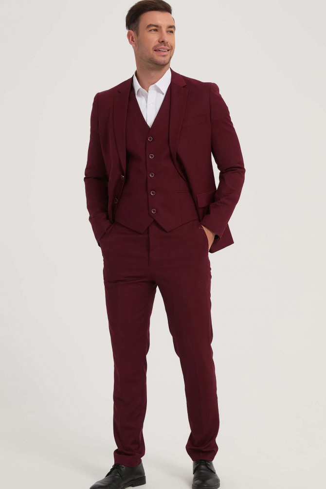 3 pieces suit in burgundy