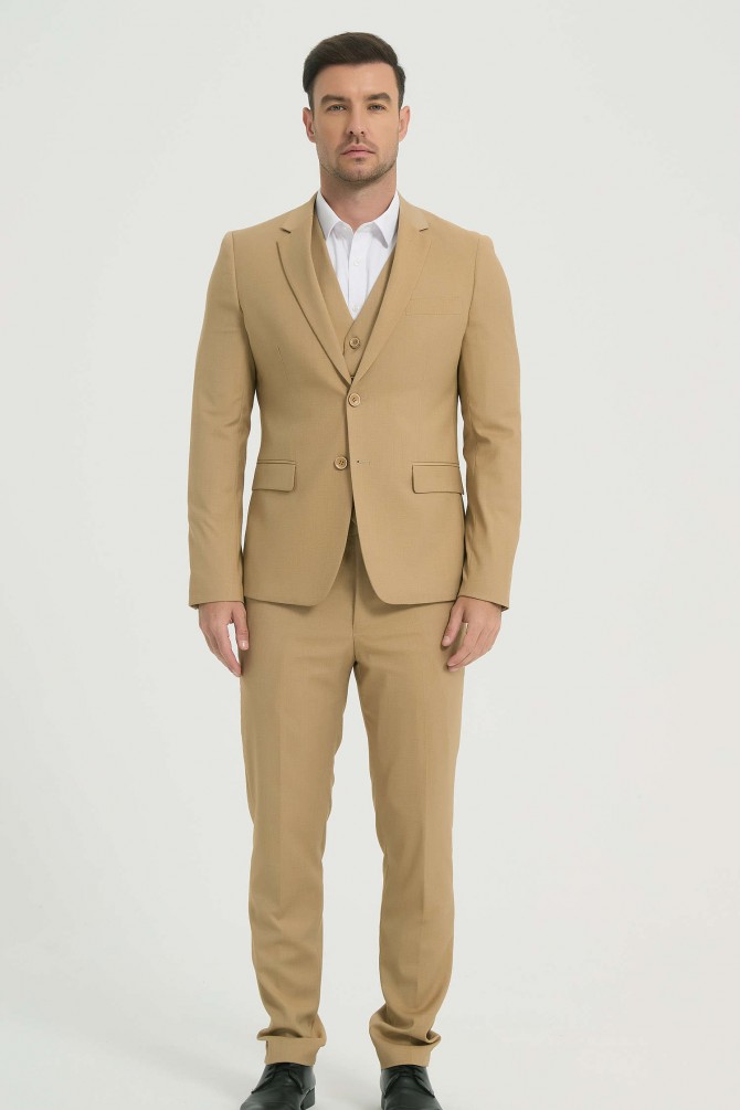 3 pieces suit in champagne