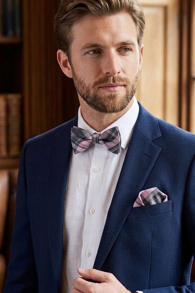 Checks bow tie in box with pocket square