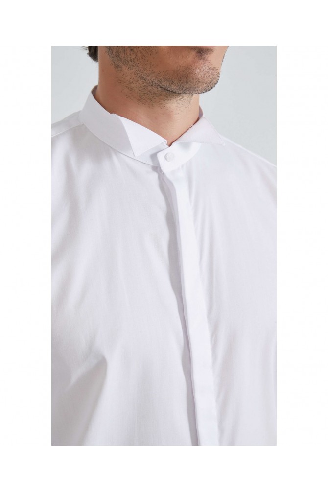 Chemise blanche coupe droite à col cassé