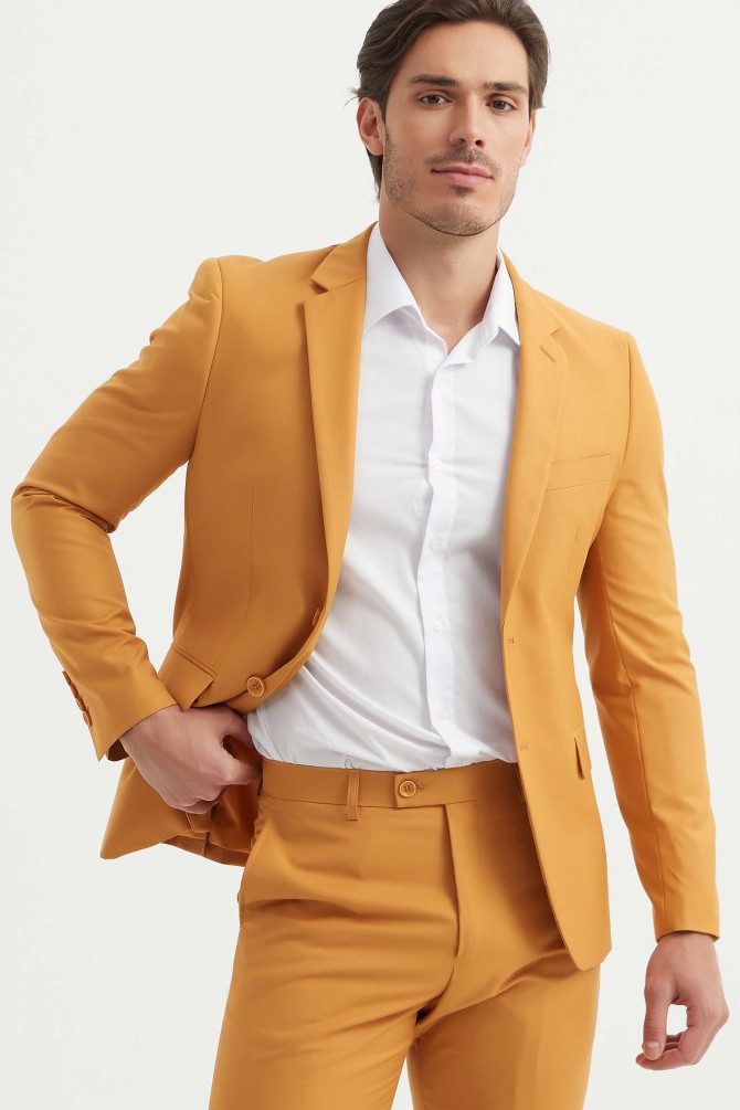 3 pieces suit in mustard