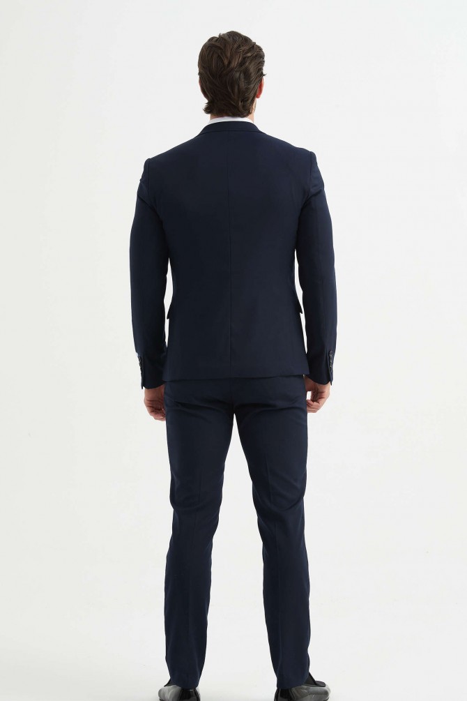 3 pieces suit in navy blue