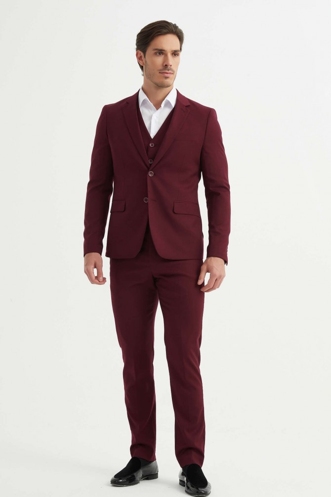 3 pieces suit in burgundy