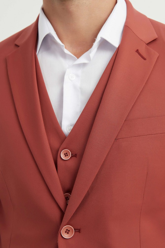 3 pieces suit in terracotta
