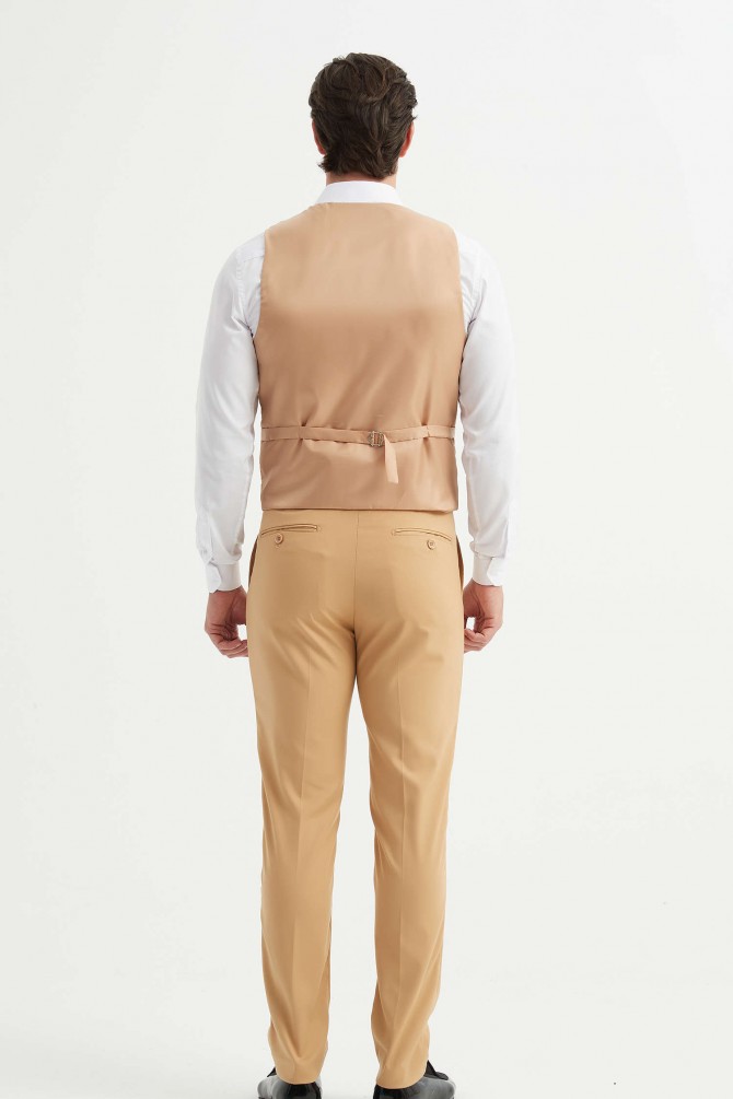 3 pieces suit in sand