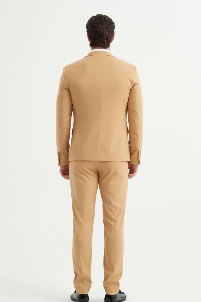 3 pieces suit in sand