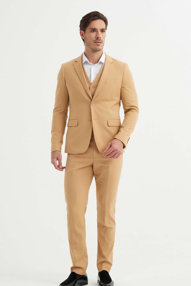 3 pieces suit in sand