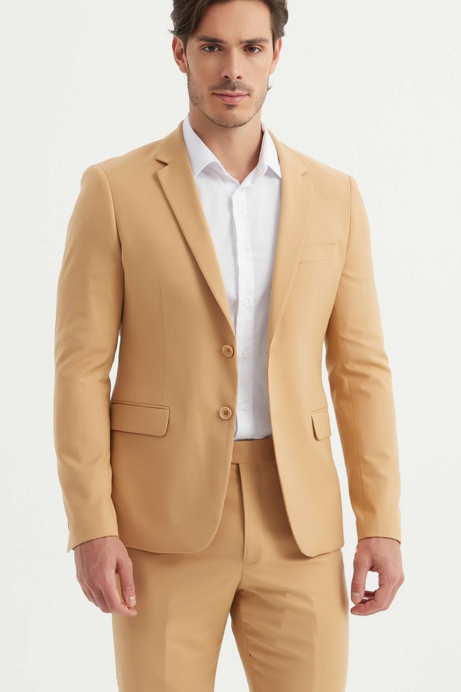 3 pieces suit in sand
