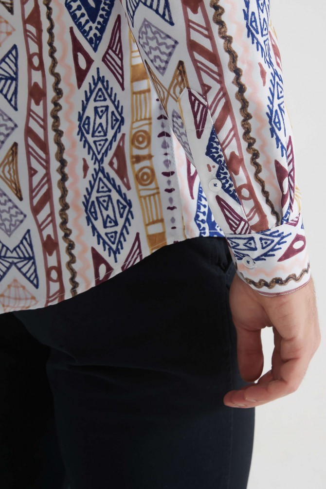 Patterned shirt comfort fit