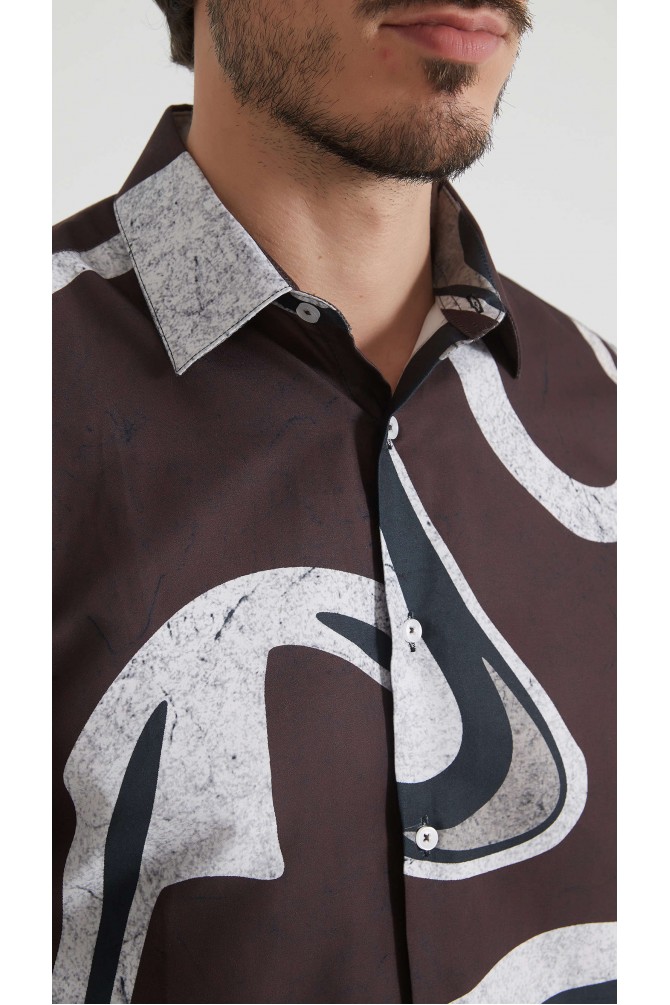 Chemise coupe droite à motifs