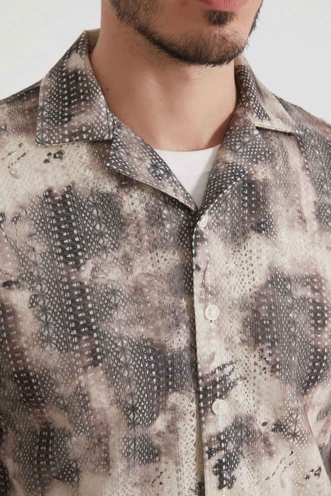 Embroidered shirt