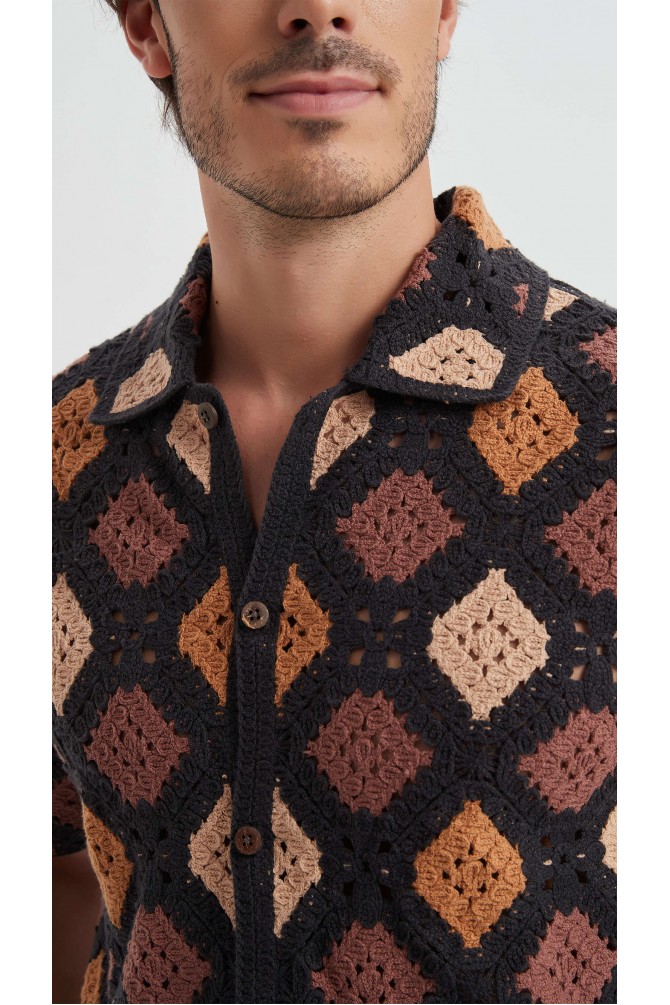 Embroidered shirt in cotton