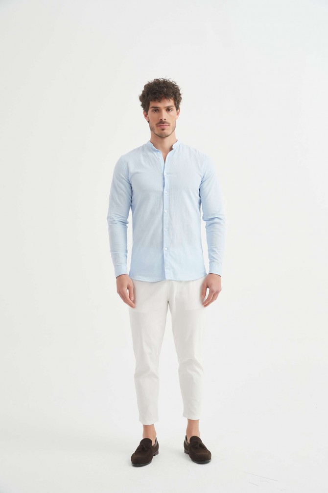 Chemise col mao en lin coupe ajustée