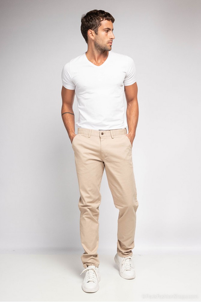 Pantalon chino cintré