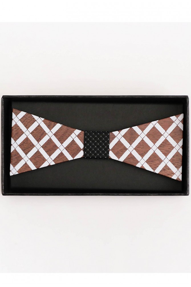 Wood bowtie