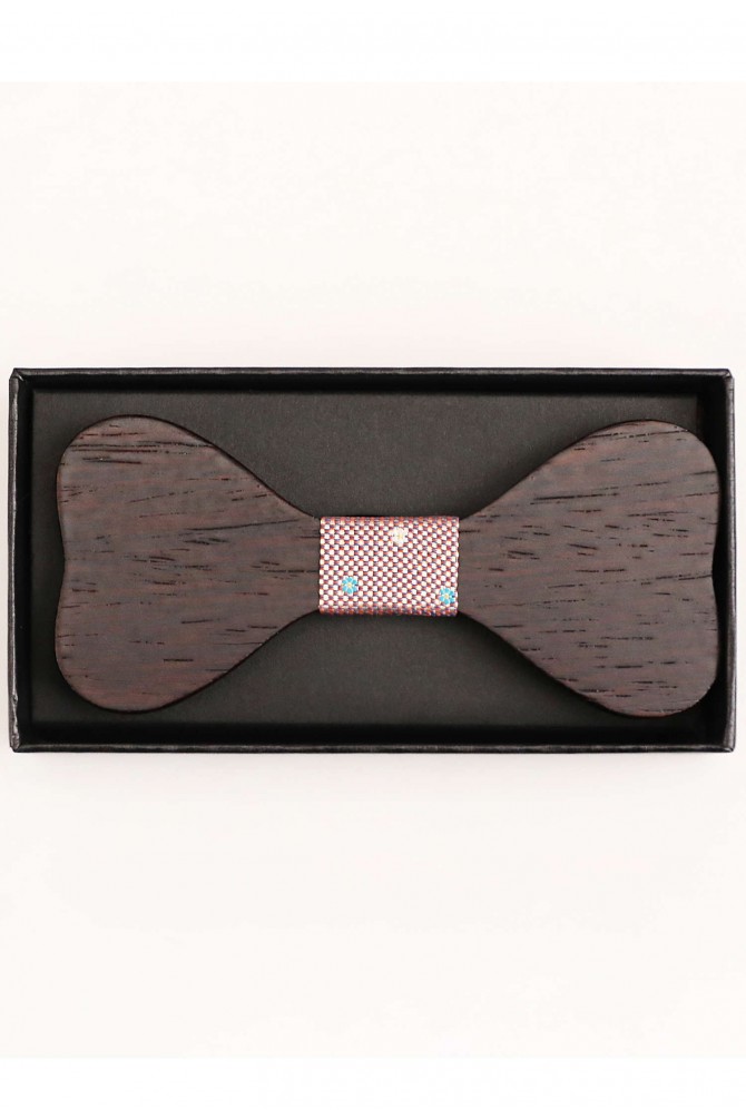 Wood bowtie