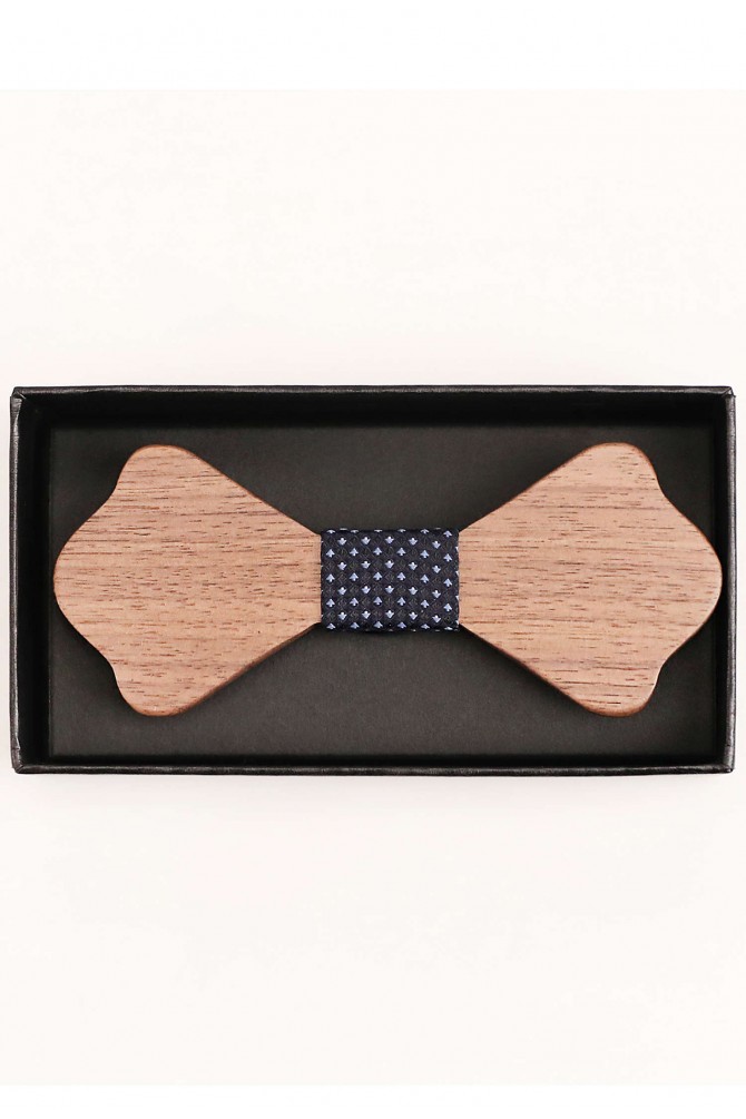 Wood bowtie