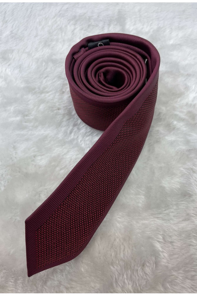 Burgundy printed tie