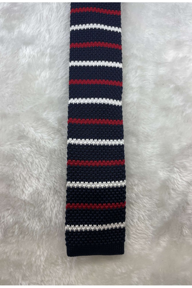 Cravate tricoté
