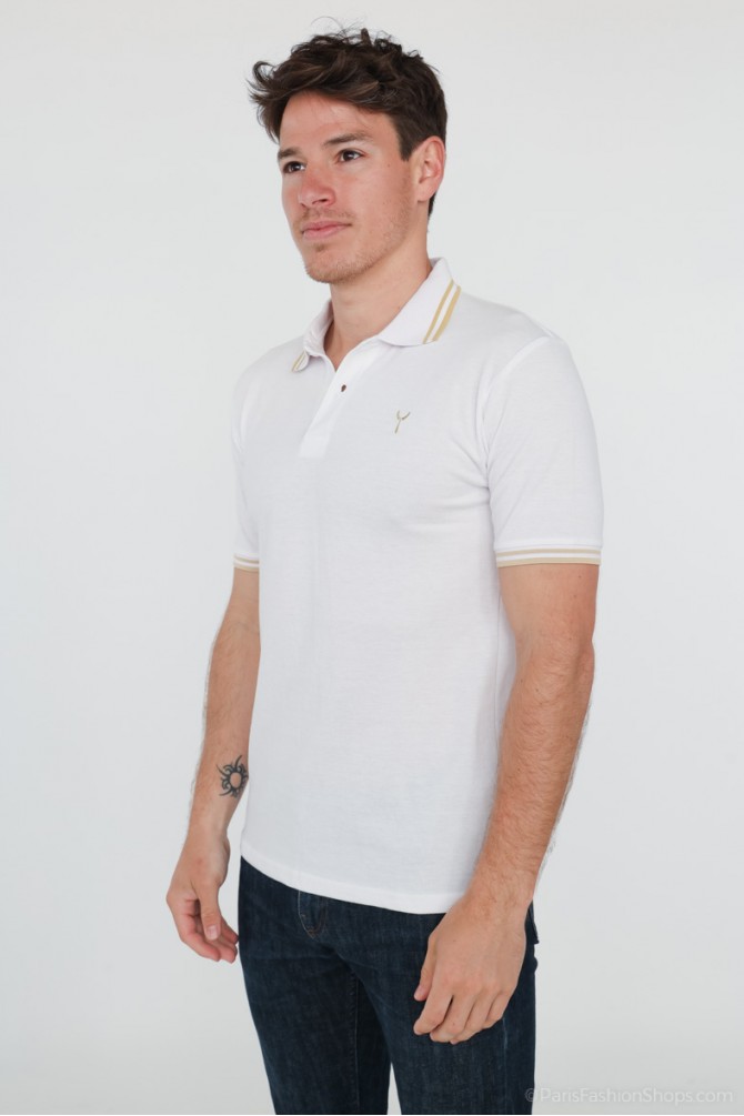 White polo shirt with bicolor edged collar