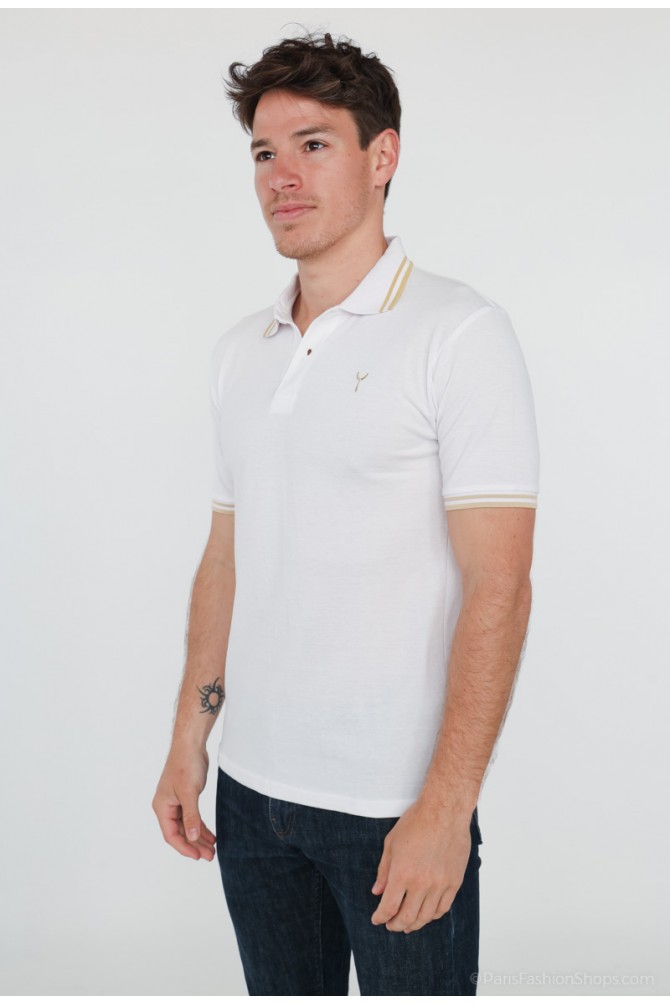 White polo shirt with bicolor edged collar