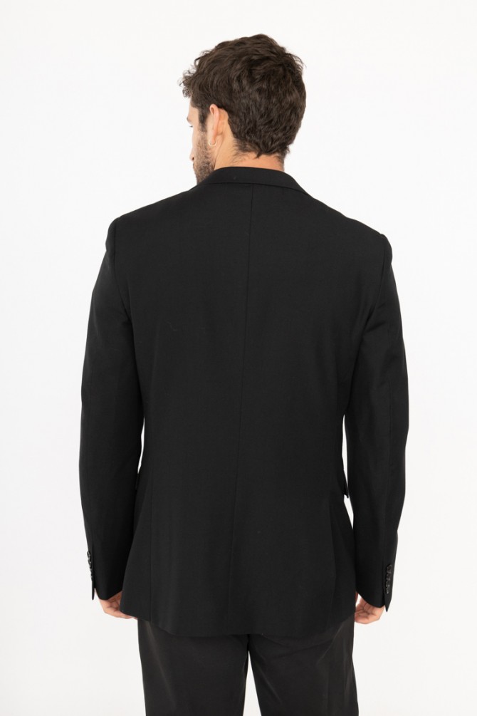 Black jacket in curved cut