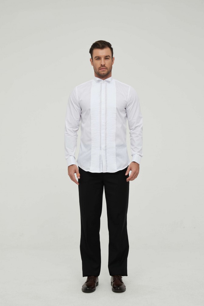 Chemise blanche plastron plissé à col cassé en slim fit