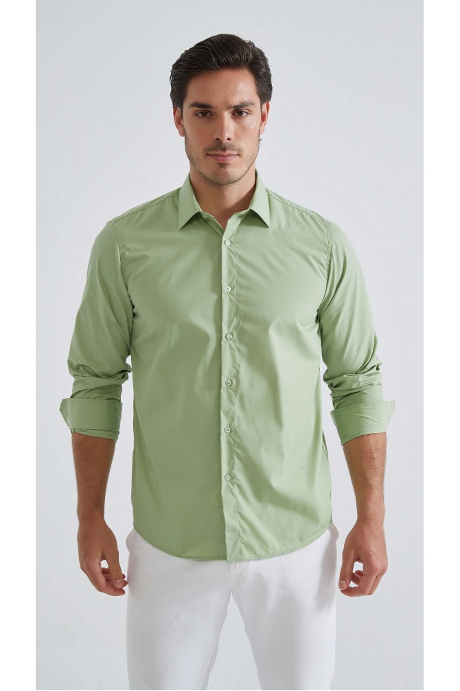 Chemise unie en confort fit